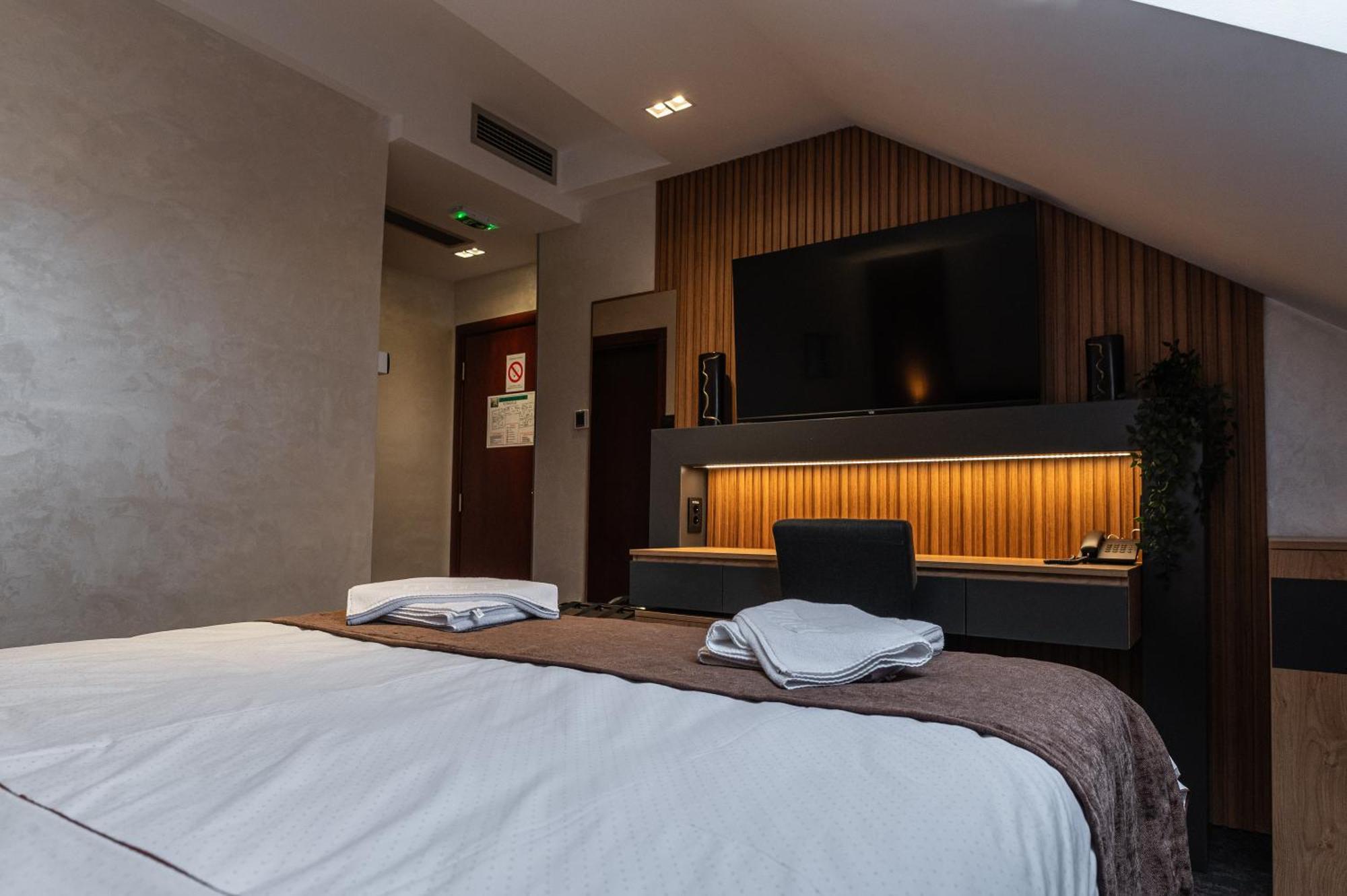 Hotel Astral Šabac Habitación foto