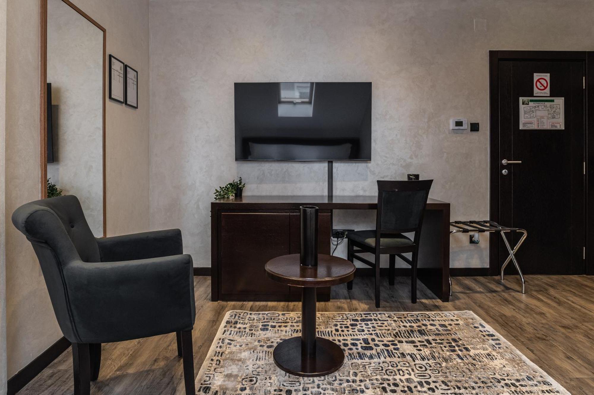Hotel Astral Šabac Habitación foto