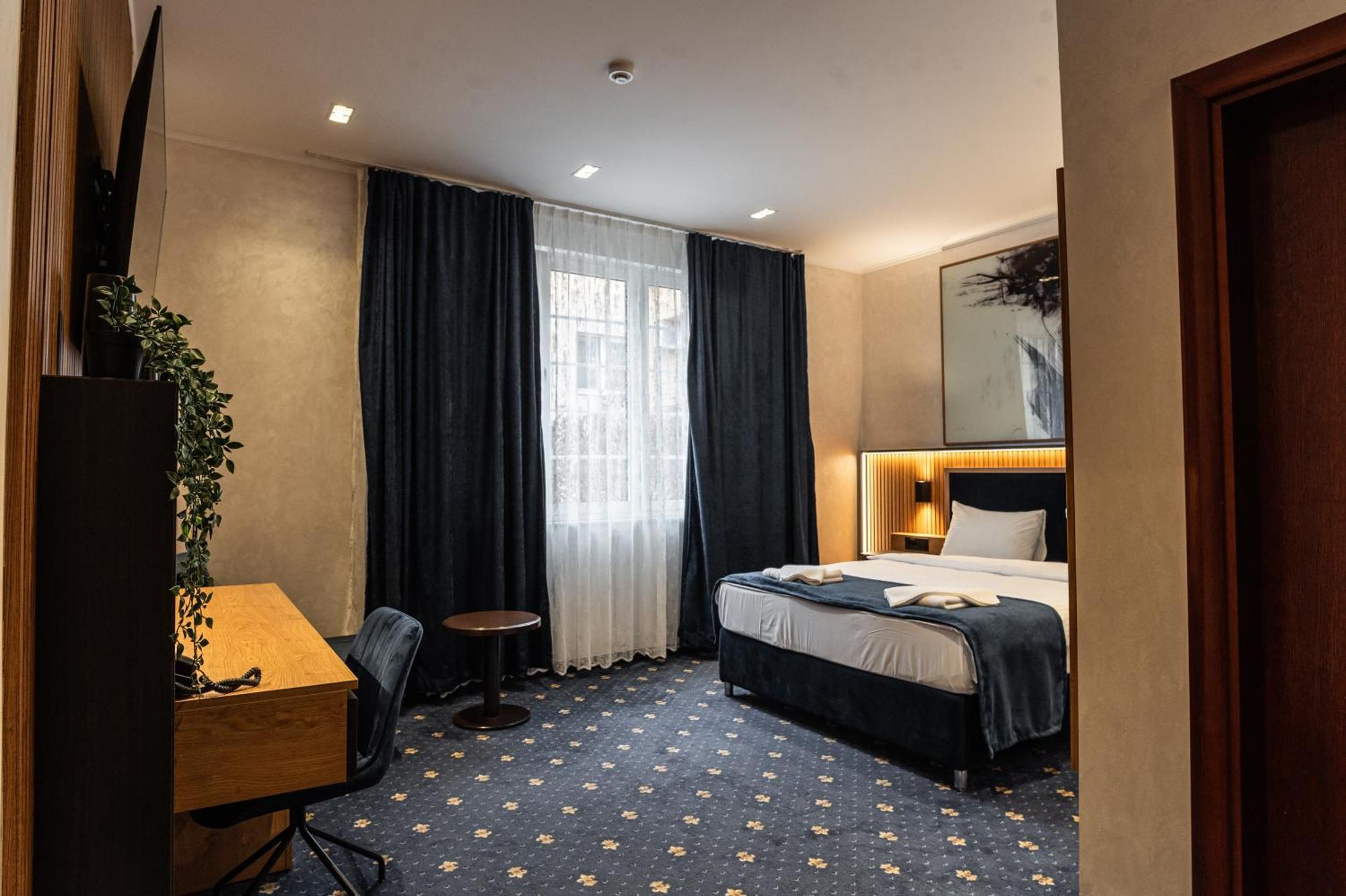 Hotel Astral Šabac Habitación foto
